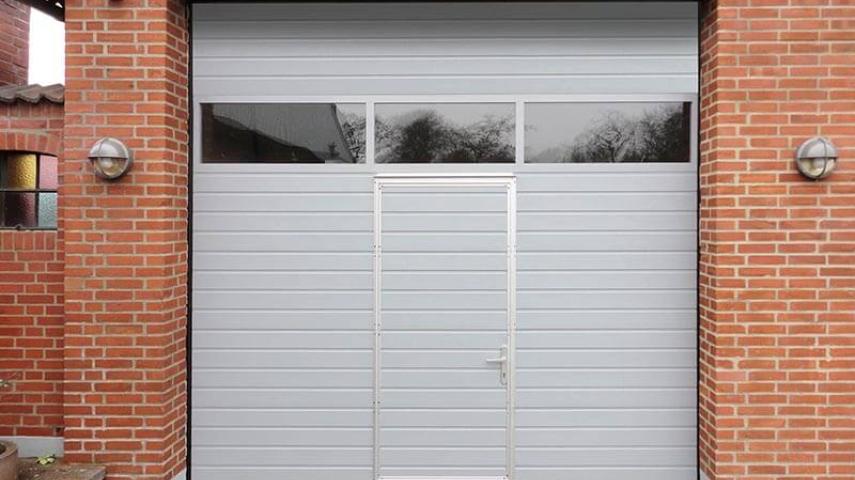 ворота с окнами в Сочи